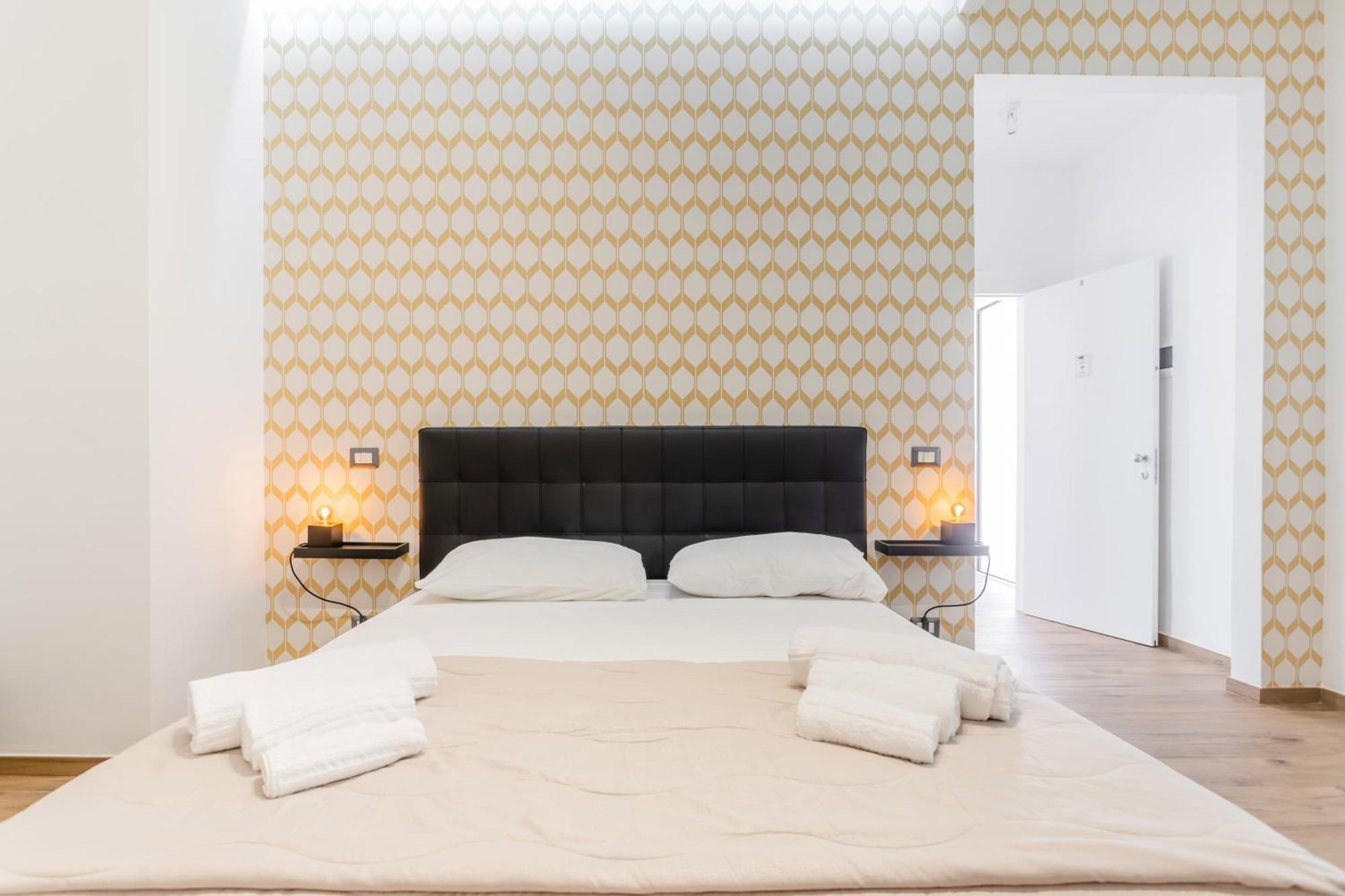 Pietramare Luxury Suites Bari Bagian luar foto