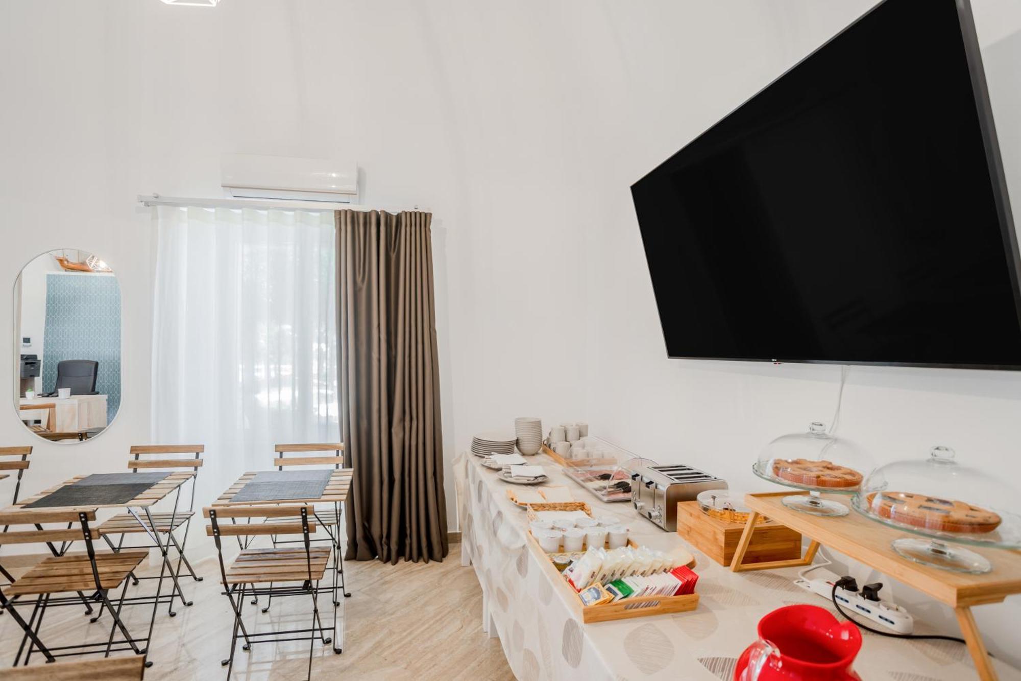 Pietramare Luxury Suites Bari Bagian luar foto
