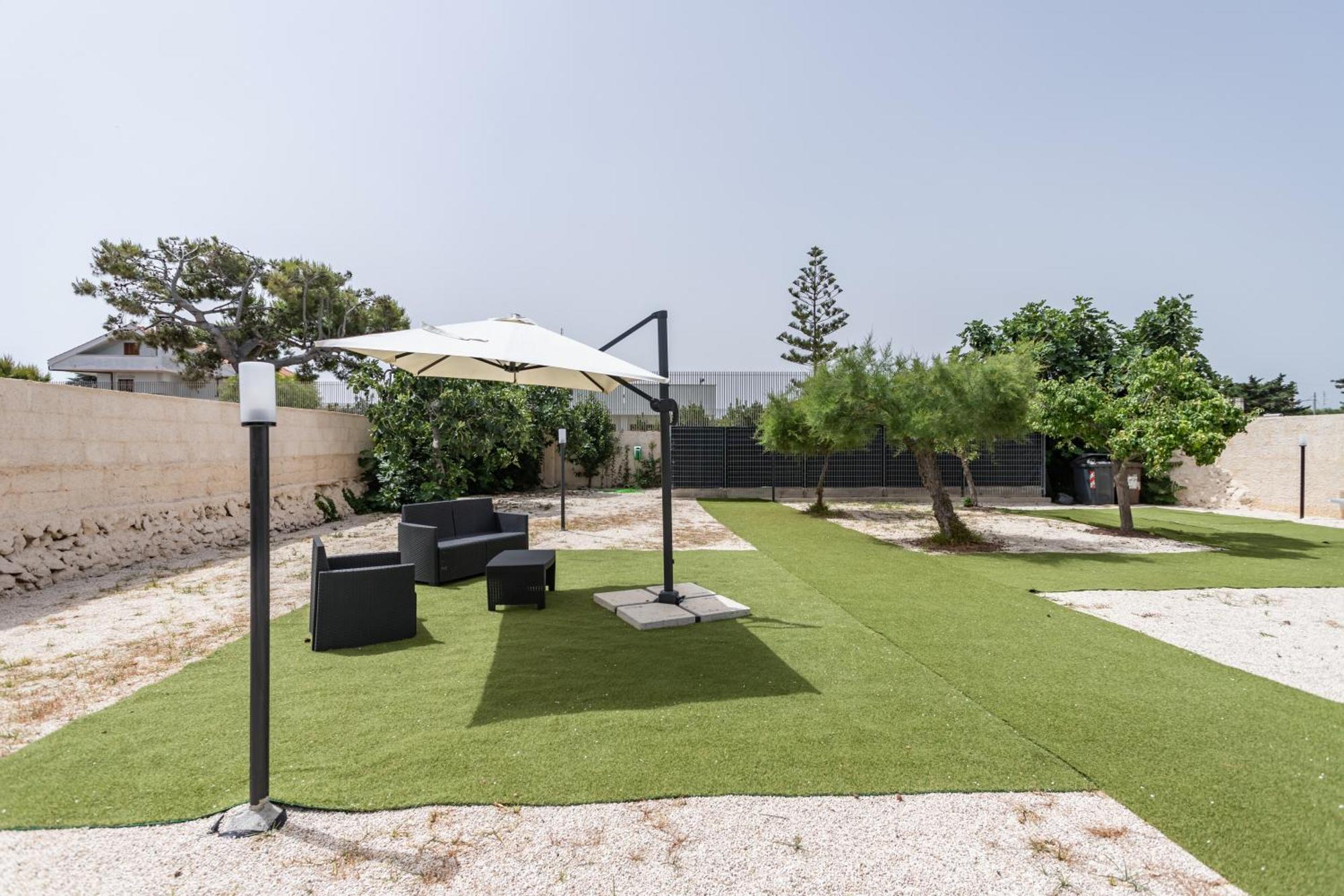 Pietramare Luxury Suites Bari Bagian luar foto